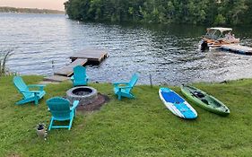 Little Landing Cottage On Cobbossee Lake
